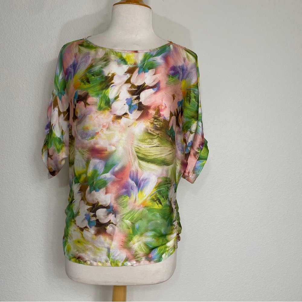3/$25 Womens Multicolor Floral Watercolor Batwing Lightweight Blouse Size Medium